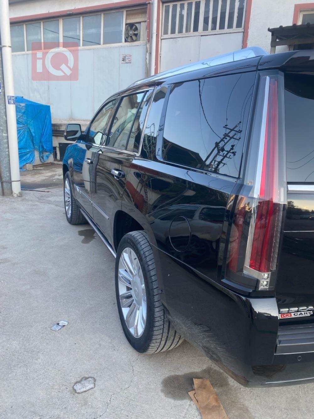 كاديلاك اسكاليد